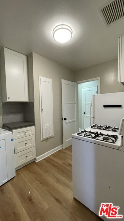 Building Photo - 4121 Ocean View Blvd