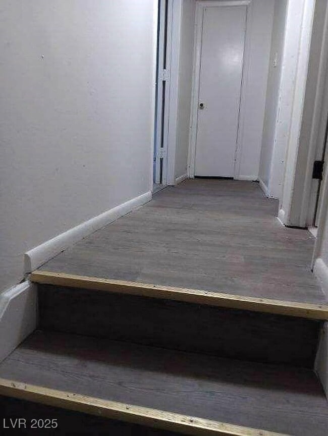 Building Photo - 301 Lance Ave