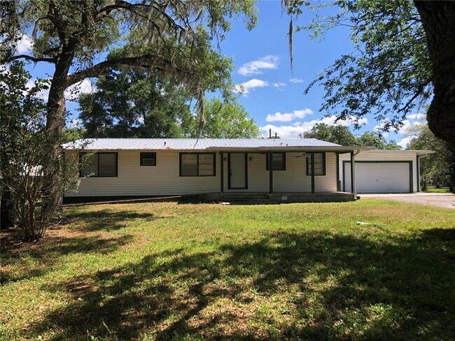 Primary Photo - 24206 Doc Karelas Dr