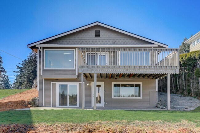 Building Photo - 9721 Lake Steilacoom Dr SW