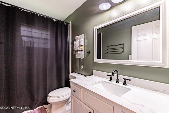 Building Photo - 1456 Creeks Edge Ct
