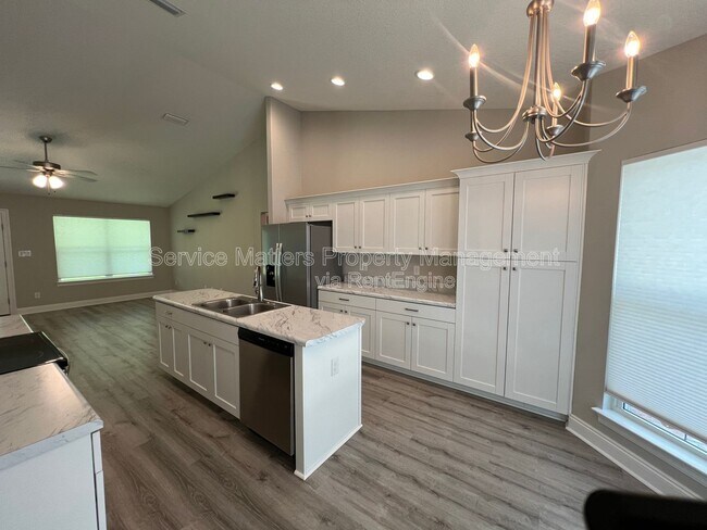 Building Photo - 6937 Trail Ride S