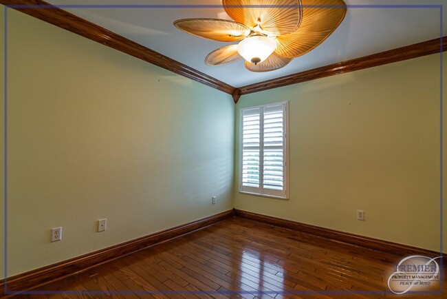 Building Photo - ***3 BEDS 2.5 BATHS***UNFURNISHED****MOVE ...