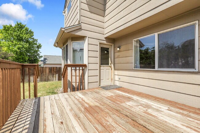 Building Photo - $2,650.00 - 4 Bedrooms, 2.5 Bathrooms, Sin...