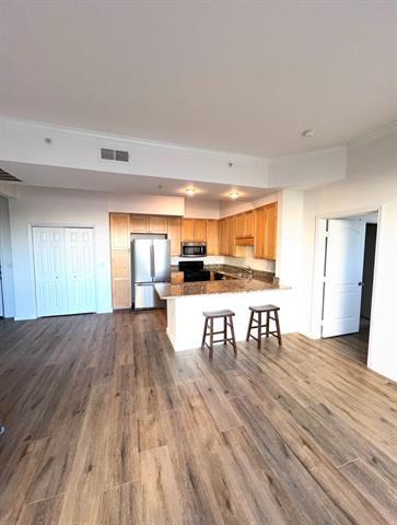 Building Photo - 3225 Turtle Creek Blvd Blvd