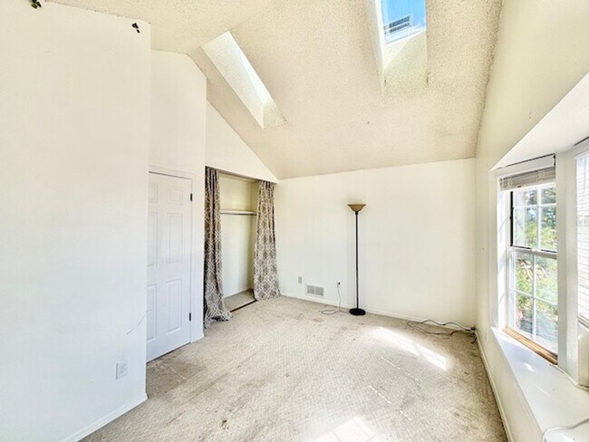 Building Photo - 17315 E Rice Cir