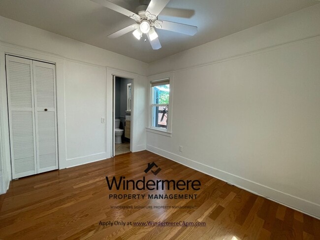 Building Photo - Charming Land Park Bungalow 1x1 with Bonus...