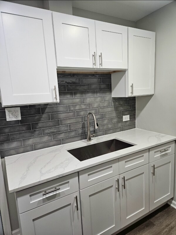 Building Photo - 135 E 103rd St