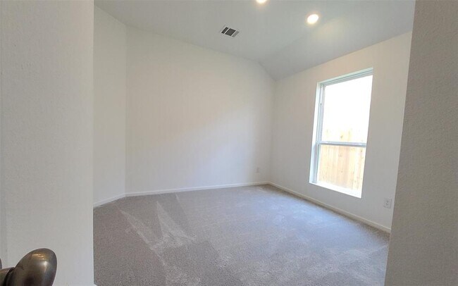 Building Photo - 6422 Seafoam Lake Dr