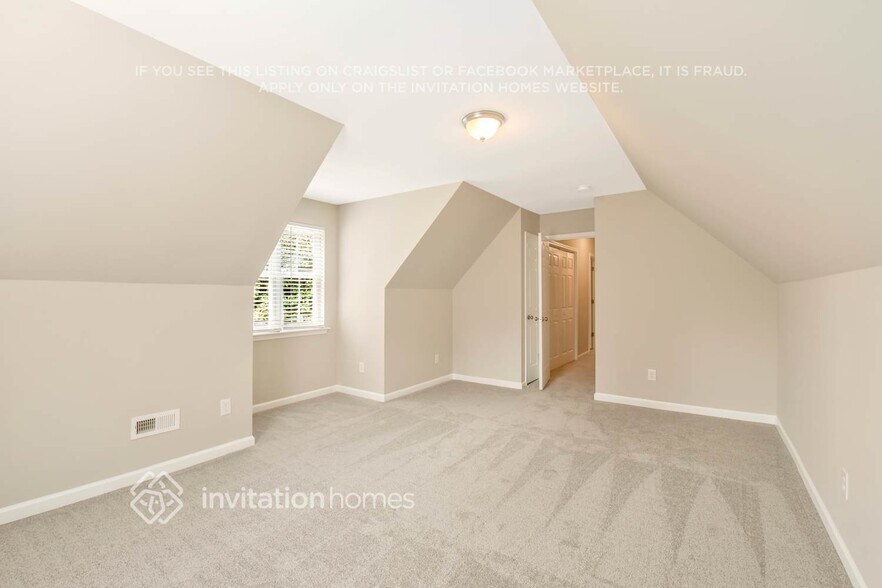 Building Photo - 8718 Holly Creek Ct