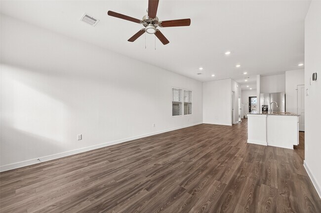 Building Photo - 5623 Fresh View Ct