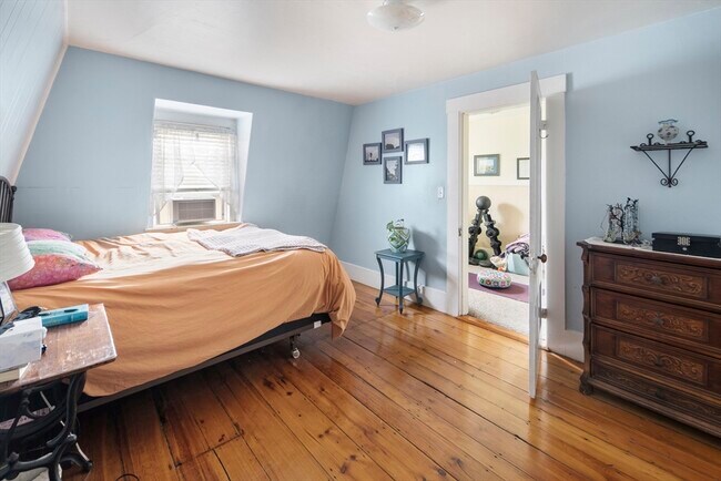 Building Photo - 38 Spring St