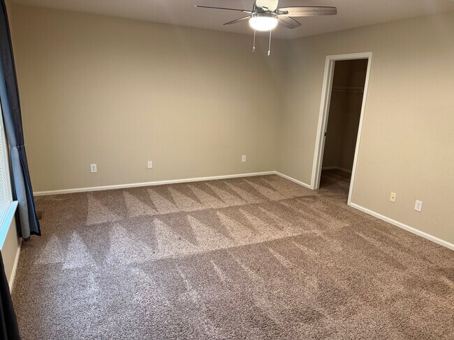 Building Photo - 10426 Durango Pl