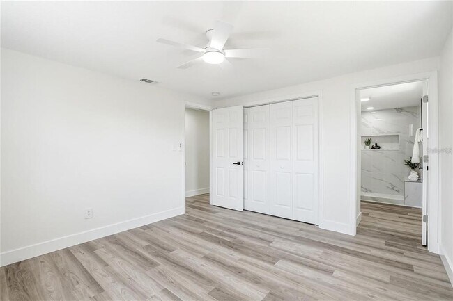 Building Photo - 1004 Idlebriar Way