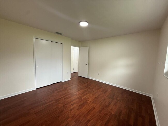 Building Photo - 6202 Brandon Cir
