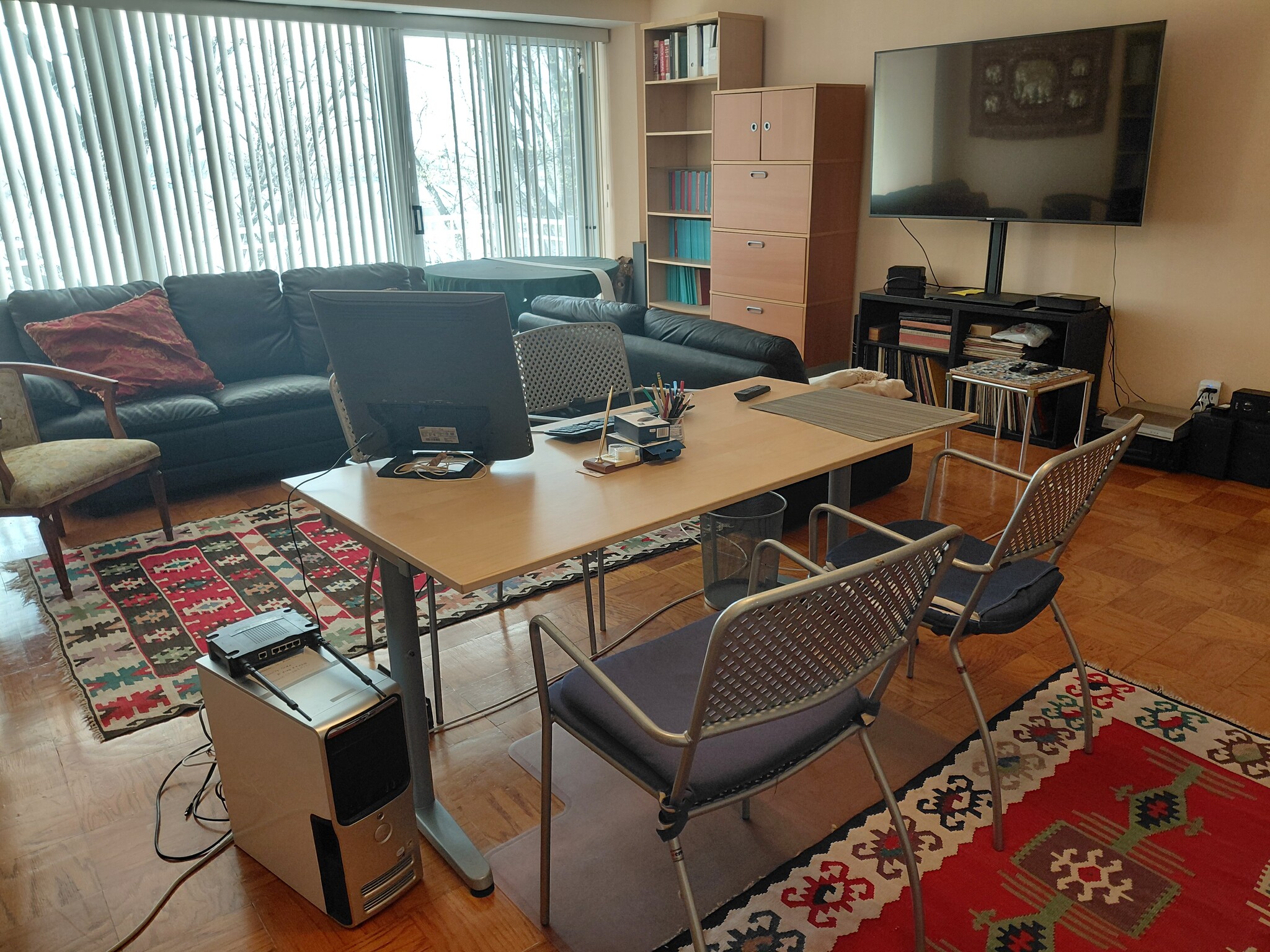 65 " TV - 1435 4th St SW