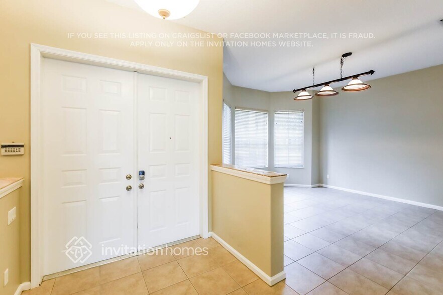Building Photo - 9646 Savannah Estates Dr