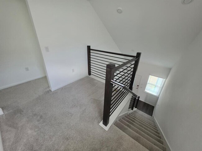 Building Photo - 2913 Tavern Dr