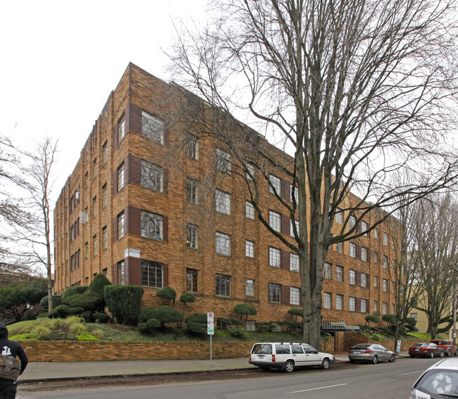 Primary Photo - Regent Apartments