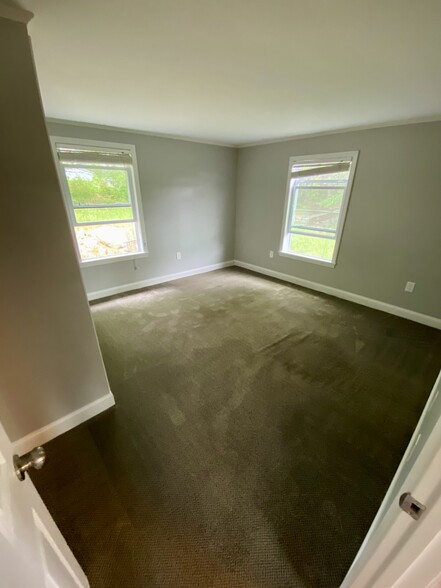 Building Photo - 1106 Highland Ave