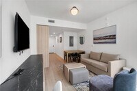 Building Photo - 225 N Miami Ave