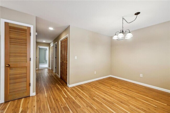 Building Photo - McCloud 2 bedroom
