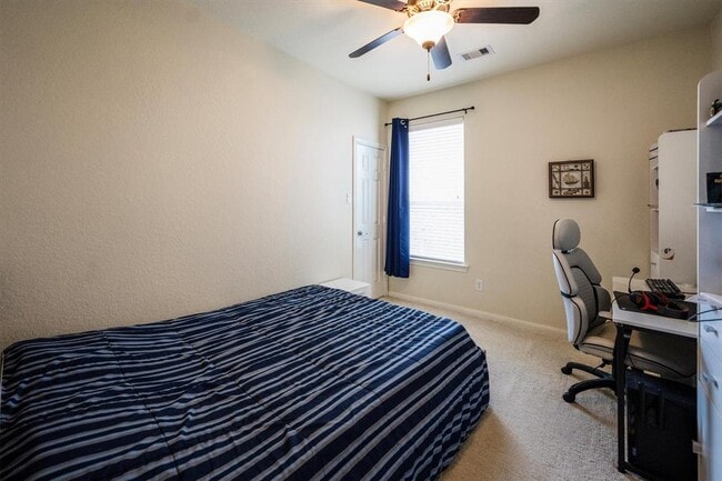 Building Photo - 25227 Hawthorne Blossom Dr