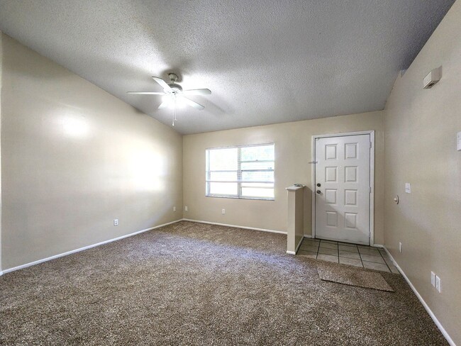 Building Photo - Open Floor Plan; New Flooring and Paint; L...