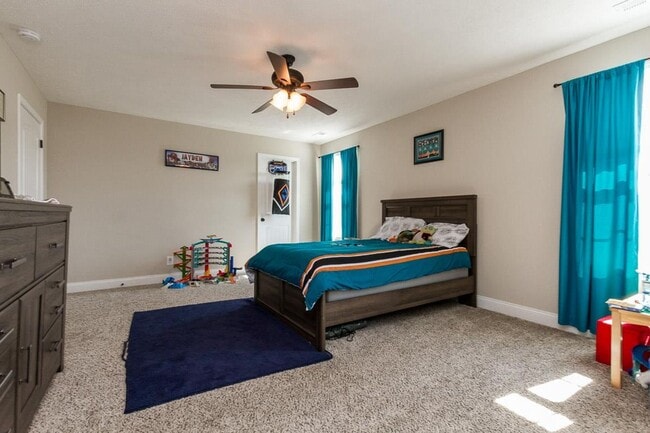 Building Photo - 3753 Tradewinds Terrace