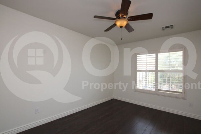 Building Photo - 14214 W Gelding Dr
