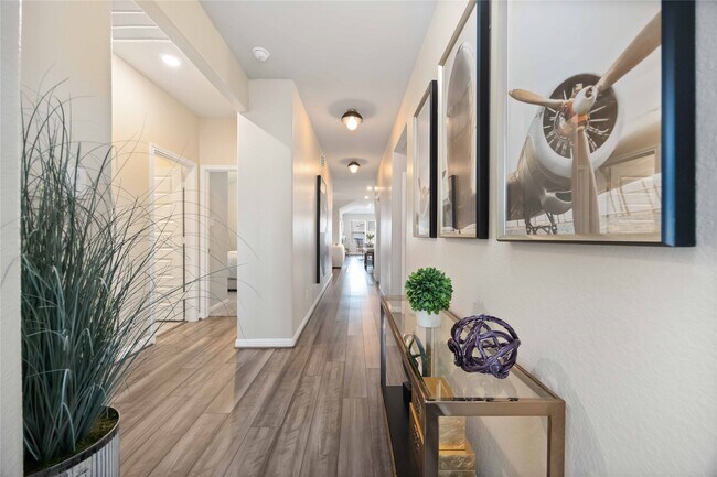 Building Photo - 6910 Lebec Dr