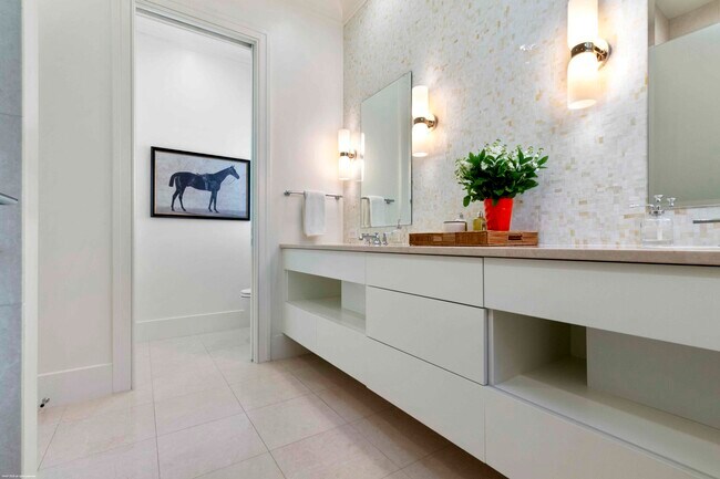 Building Photo - 14404 Stroller Way