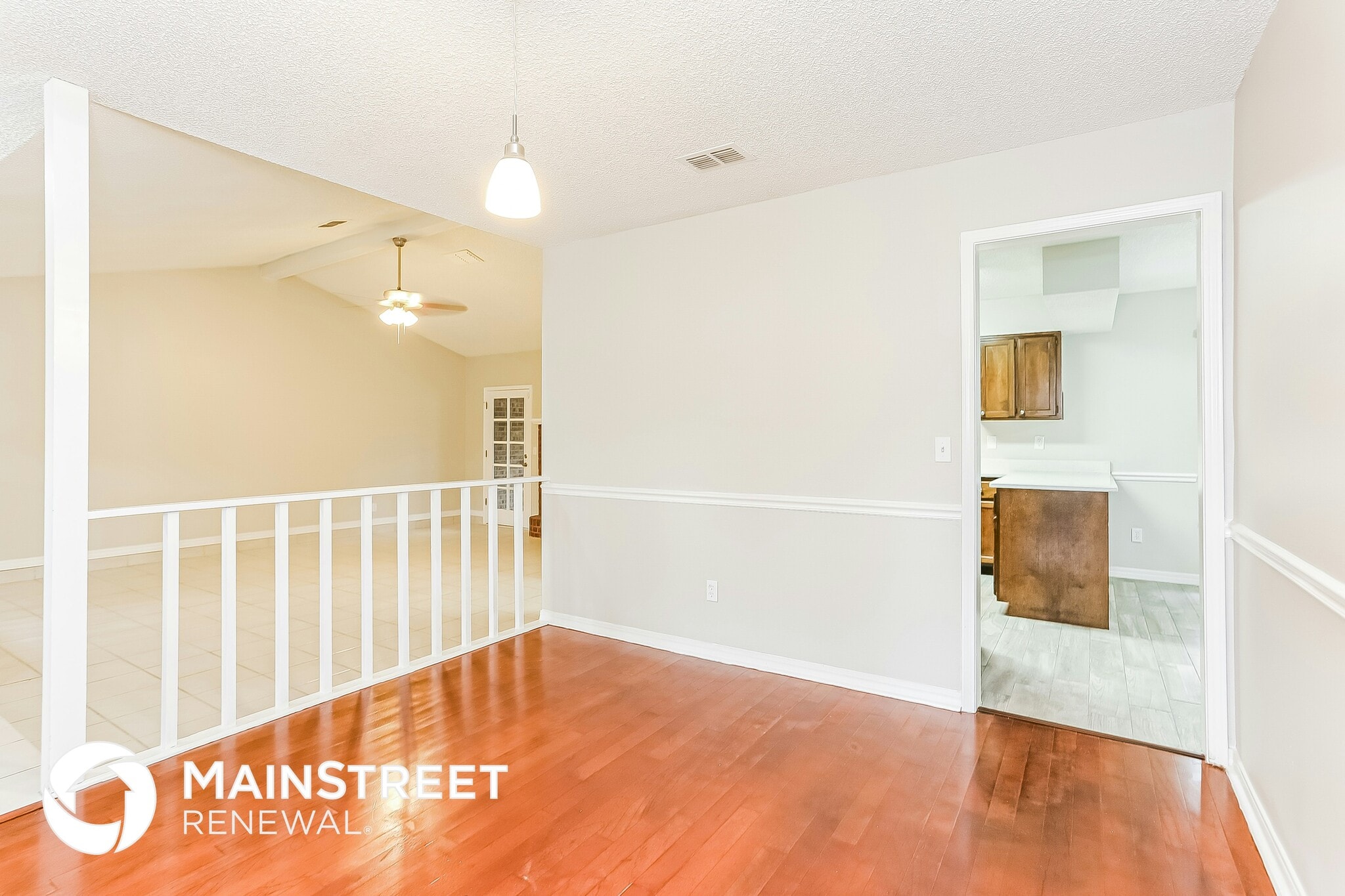 Building Photo - 450 Segovia Dr