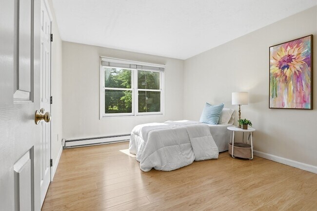 Building Photo - 51 Hosmer St
