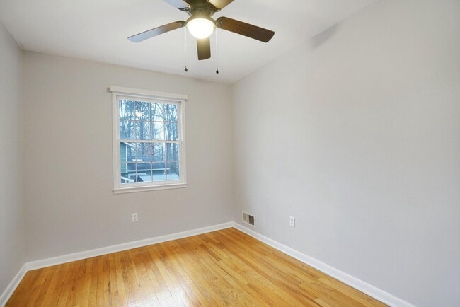 Building Photo - 8722 Falkstone Ln