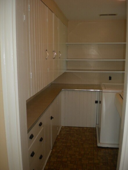 Building Photo - 237 Chamberlain Hwy