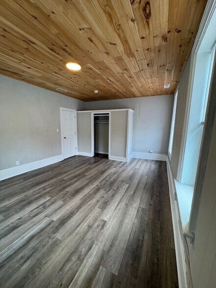 1st Bedroom - 186 E Winter St