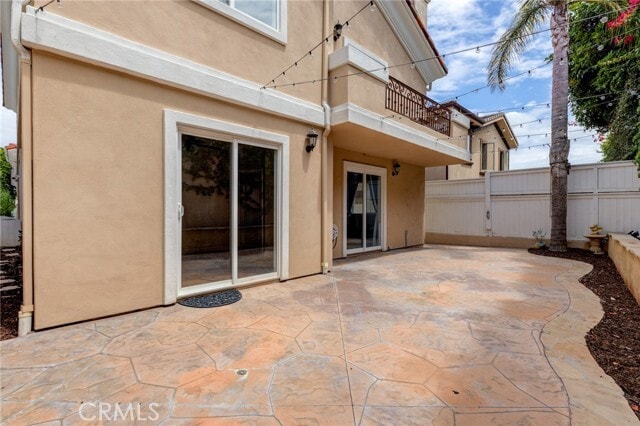 Building Photo - 525 N Lucia Ave