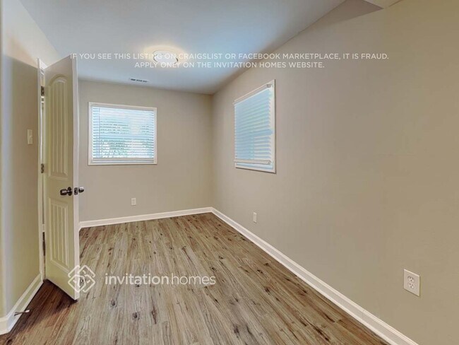 Building Photo - 406 Meadowview Dr