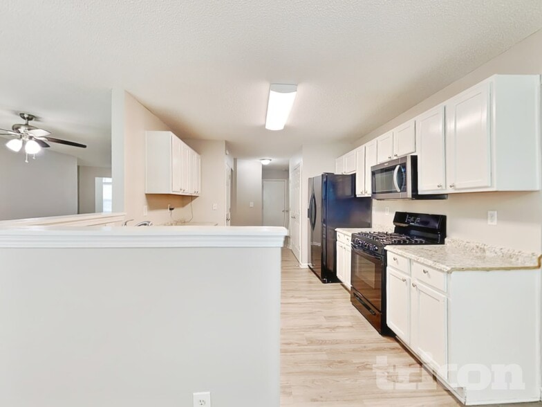 Building Photo - 4529 Persian Ct SW