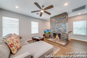 Building Photo - 811 W Kings Hwy