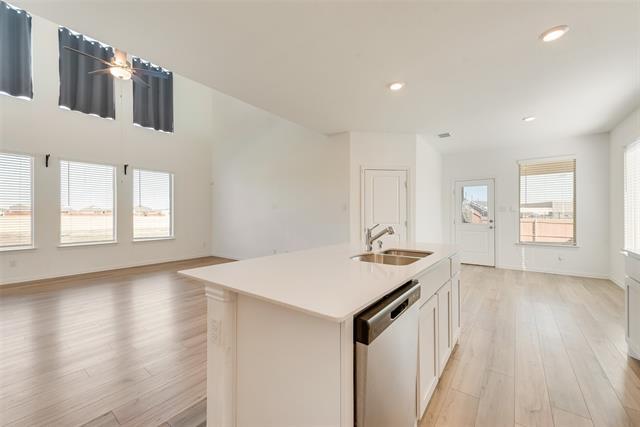 Building Photo - 3750 Honey Daisy Dr