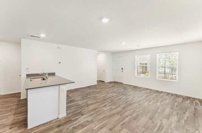 Building Photo - 7352 Joanna Brk St