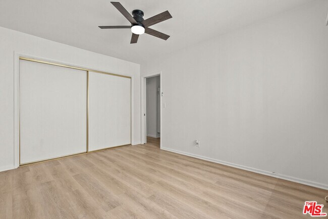 Building Photo - 628 Huntley Dr