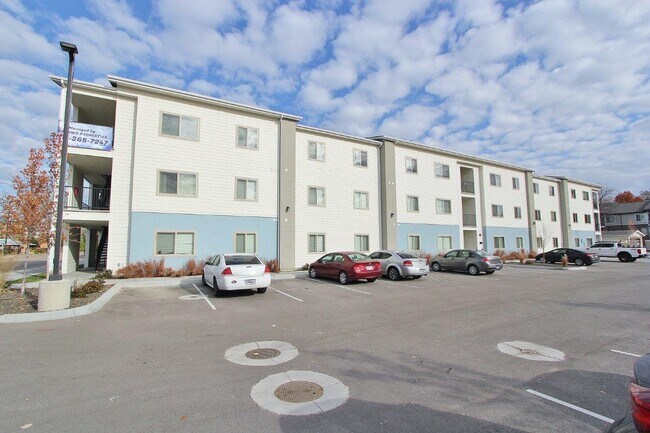 Building Photo - 1714 N Cole Rd