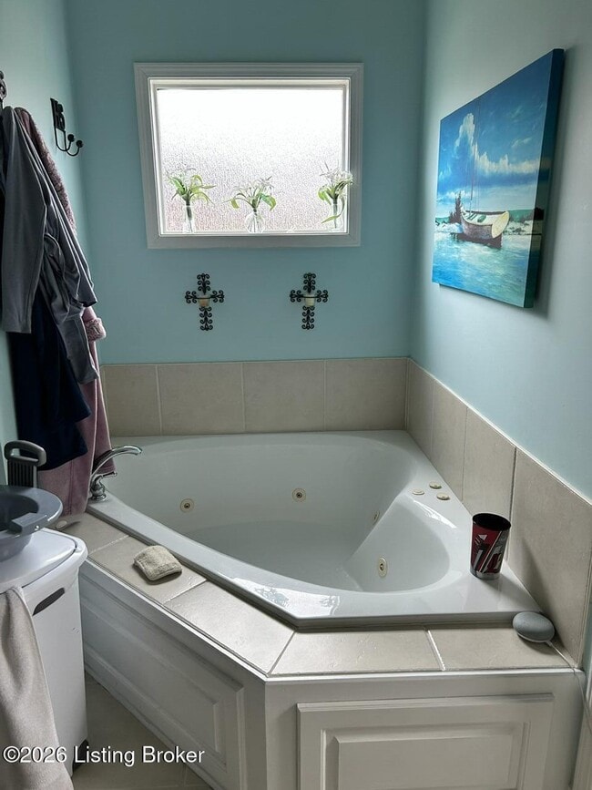 Building Photo - 6803 Northwind Way