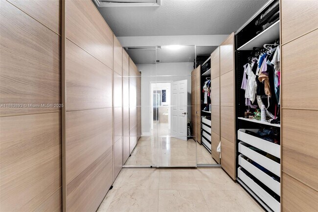 Building Photo - 11229 NW 44th Terrace