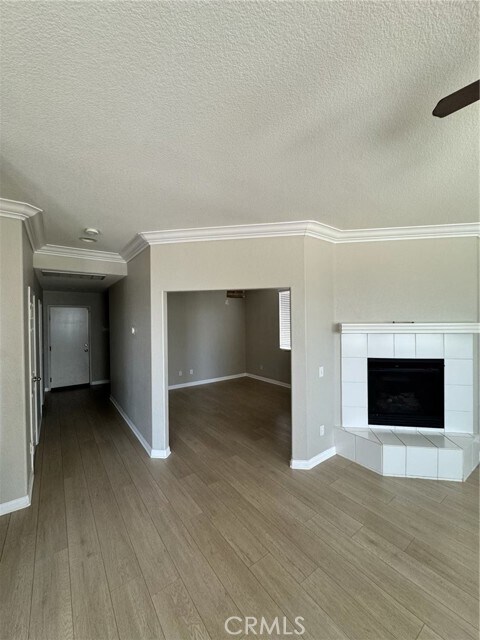 Building Photo - 38422 Clearbrook Dr