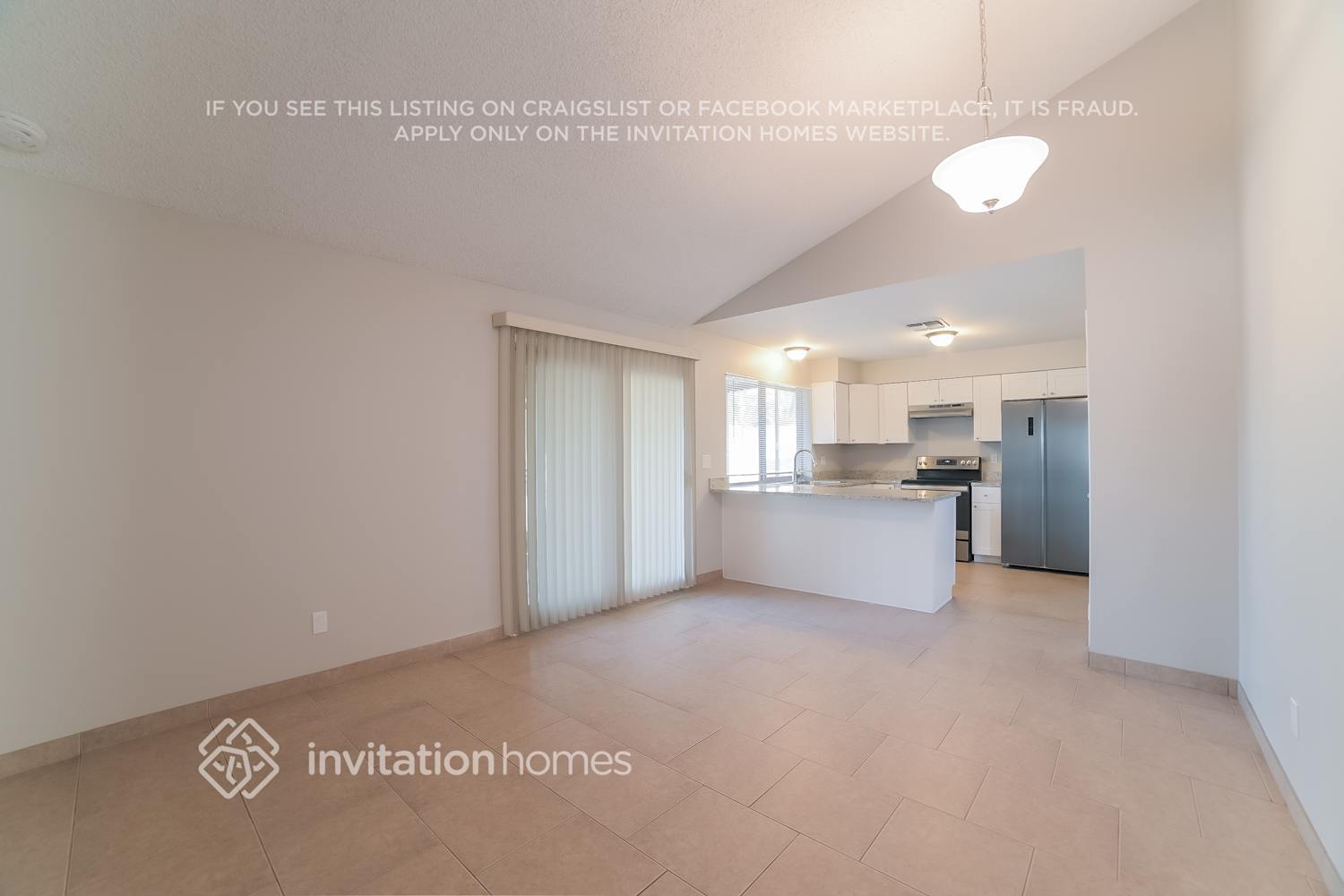 Building Photo - 5652 W Cochise Dr