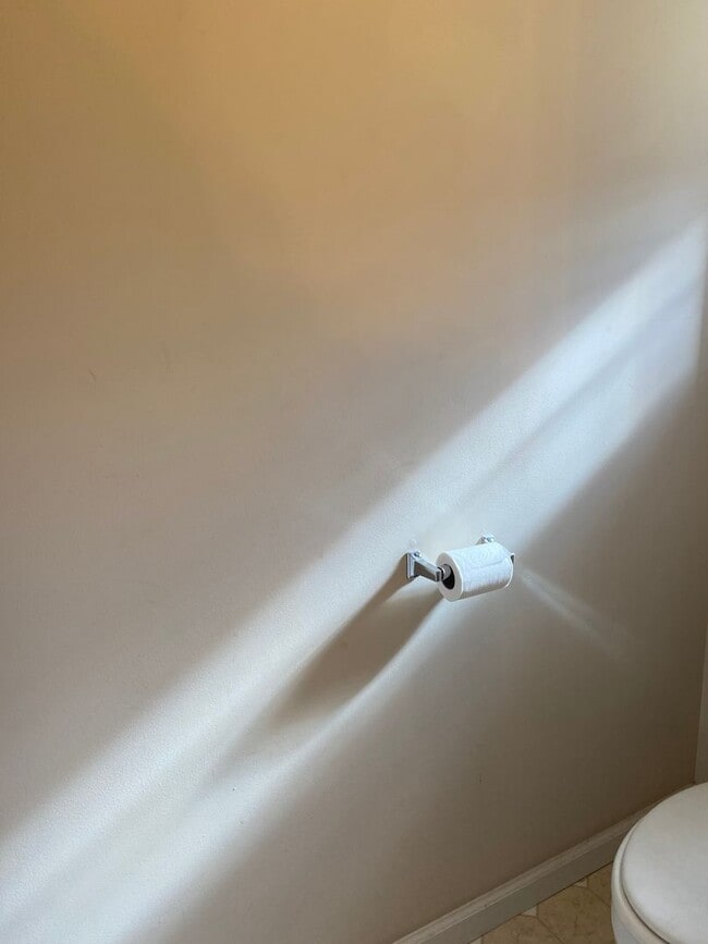 Building Photo - 3438 Topside Rd